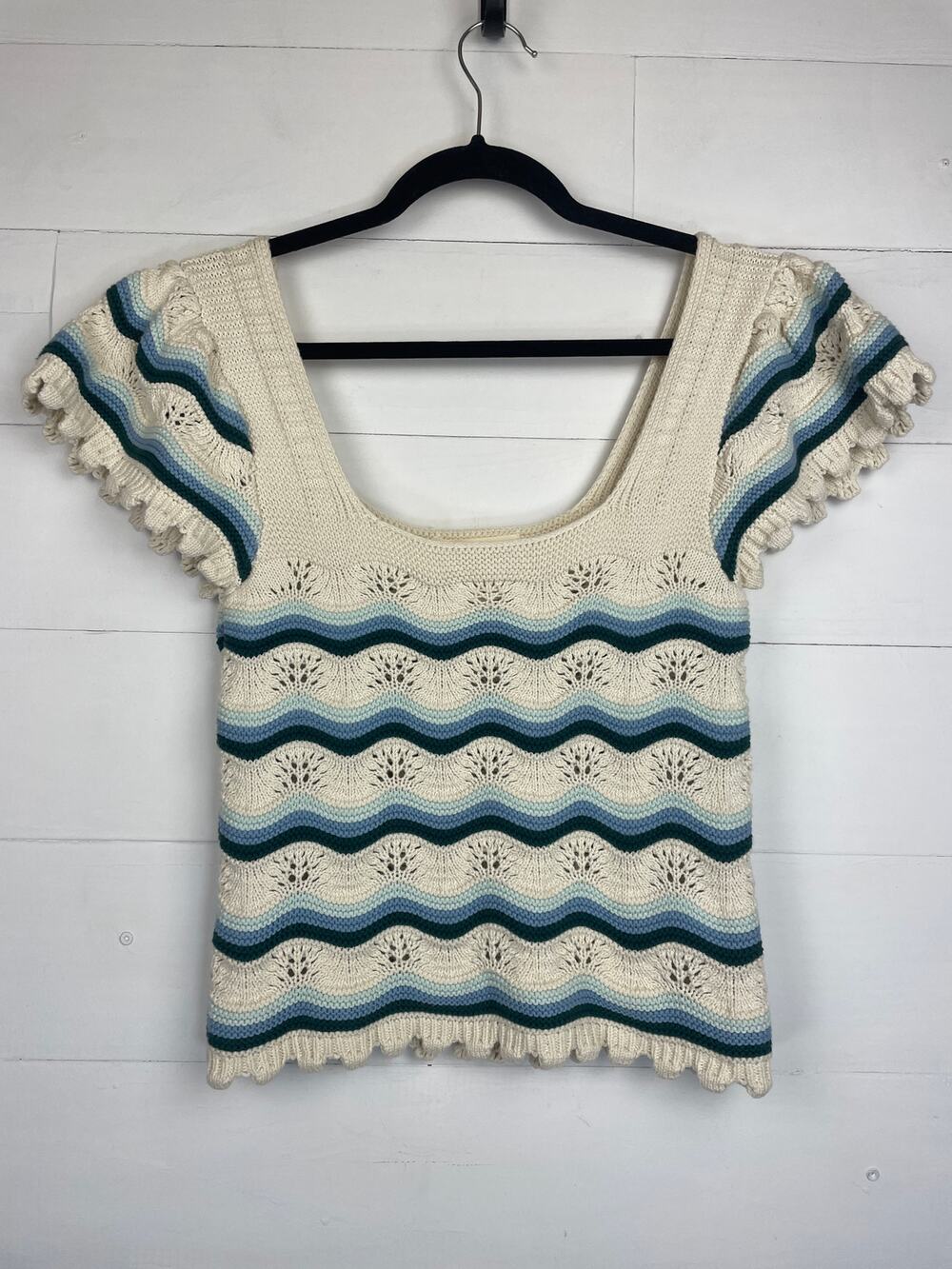 Jessica Simpson Blue Wavy Chevron Stripe Crochet Top Boho Cottagecore L